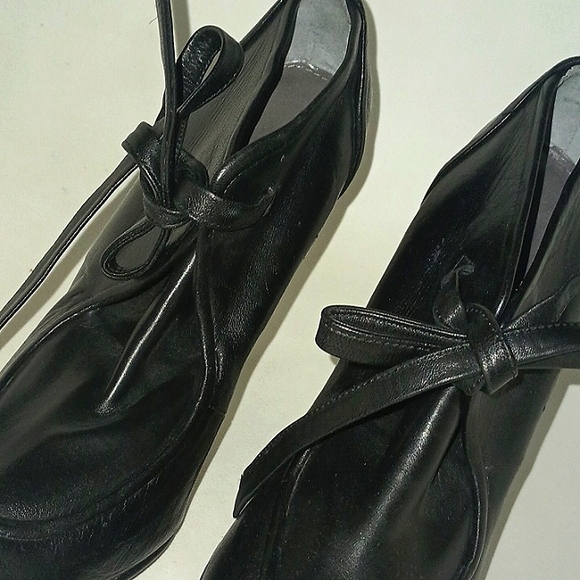 VERA WANG ITALIAN LAMBSKIN HEELED BLACK HEELED SHOES MADE IN ITALY - Picture 2 of 5